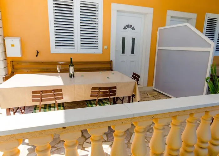 Ivana Tr -two Bedroom With Terrace A1