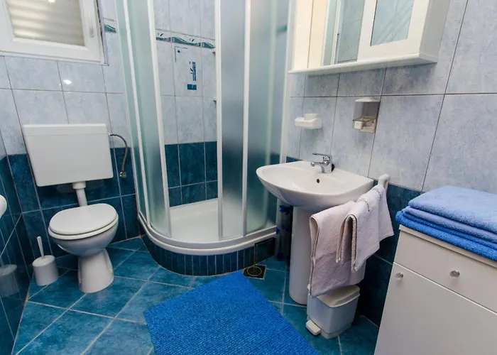 Ivana Tr -two Bedroom With Terrace A1 特罗吉尔